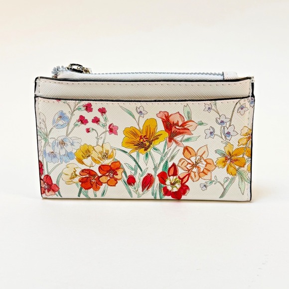 Safe Keeper Handbags - Safe Keeper Wallet Snap Bifold White Floral Garden Compact CC, Coin 3.5 x 4.5